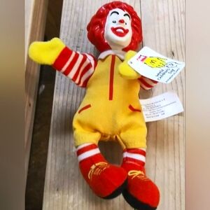 McDonald's VINTAGE FINGER PUPPET Ronald McDonald